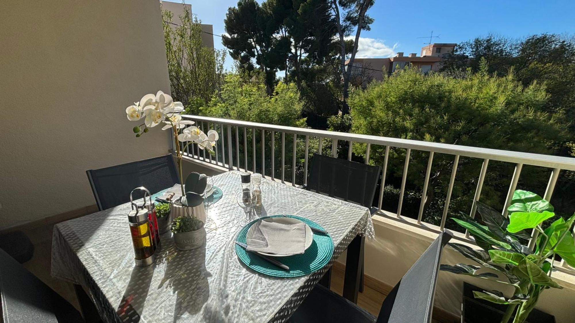 Proche Centre Sanary Studio Climatise 4 Personnes Exterior photo
